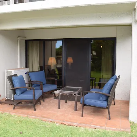 Ground Floor Garden View Unit With Great Amenities Apartment